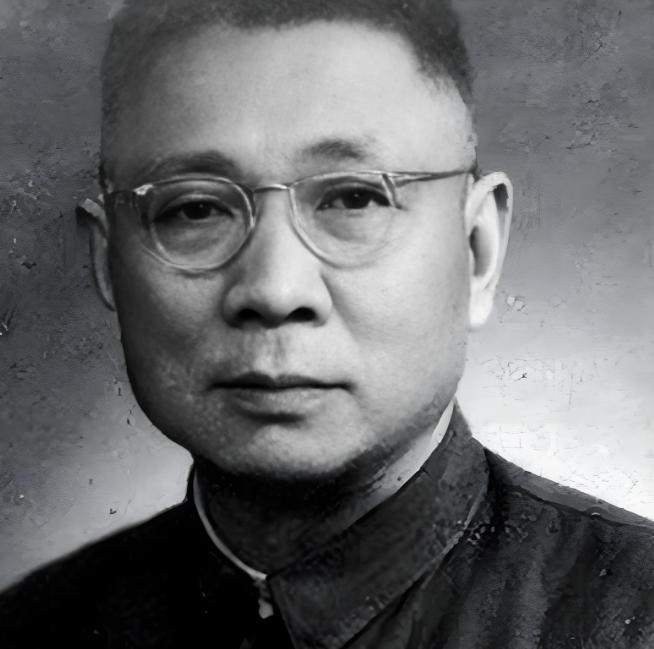 1948年，川军名将郭勋祺被解放军俘虏，陈毅、刘伯承亲自摆下酒席为他接风。酒刚倒