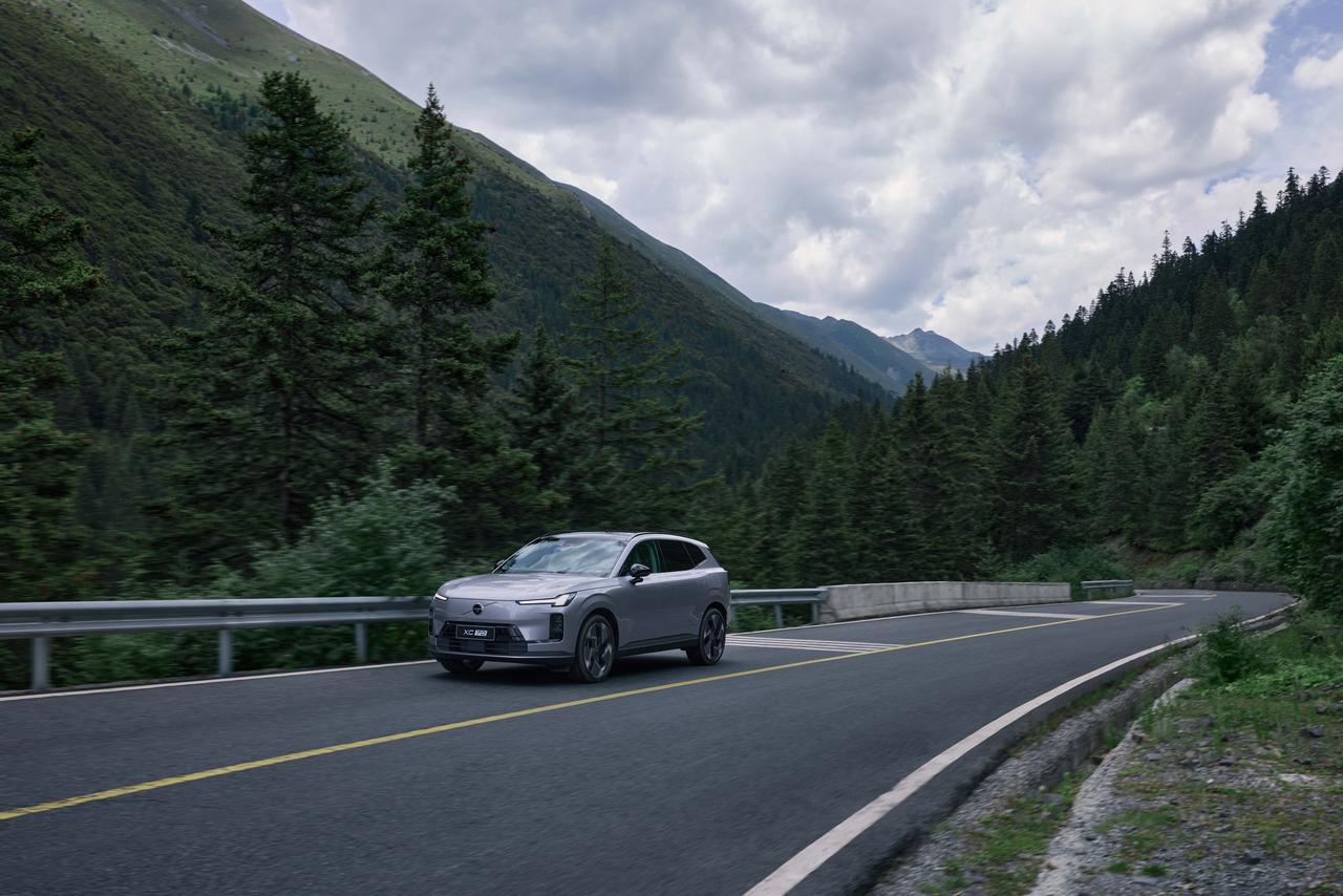 25万级豪华中大型SUV最优选！沃尔沃XC7099周年感恩版上市。谈及沃