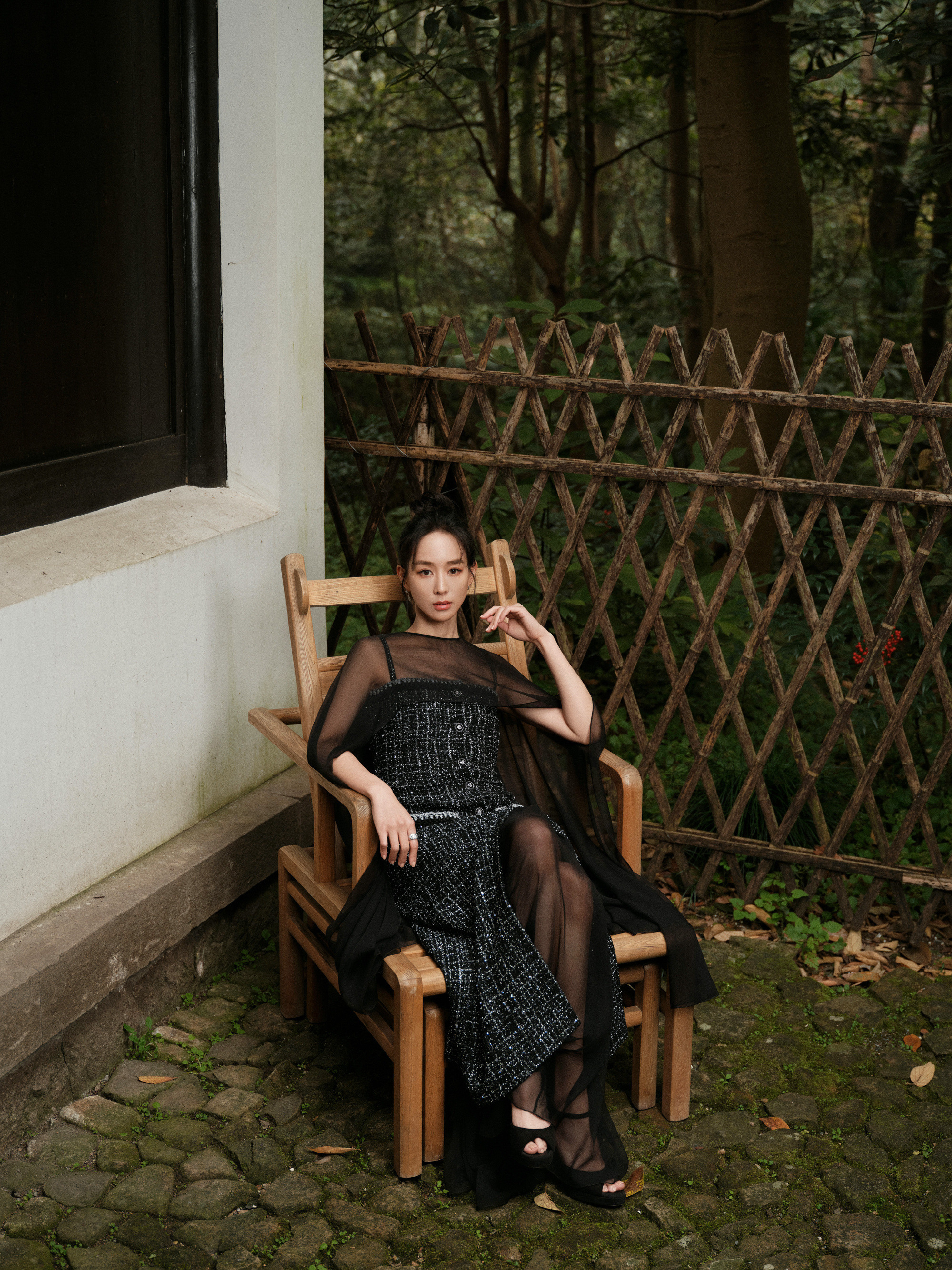 张钧甯，红唇黑纱，精选的香奈儿姐姐。张钧甯