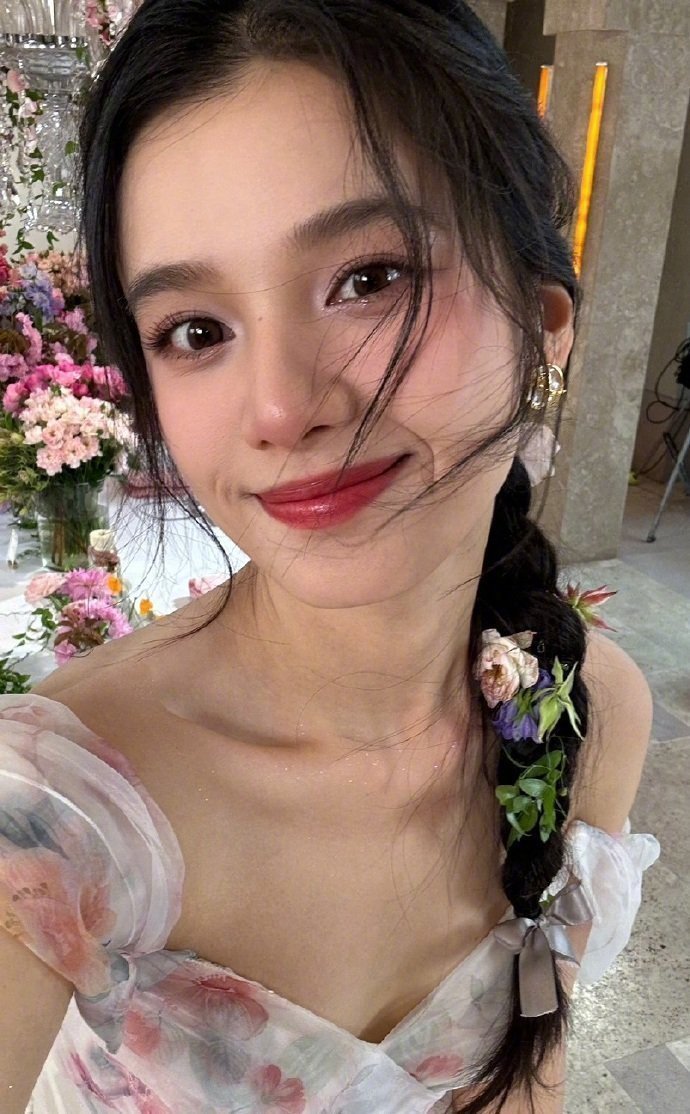 张婧仪一些很有故事感的美