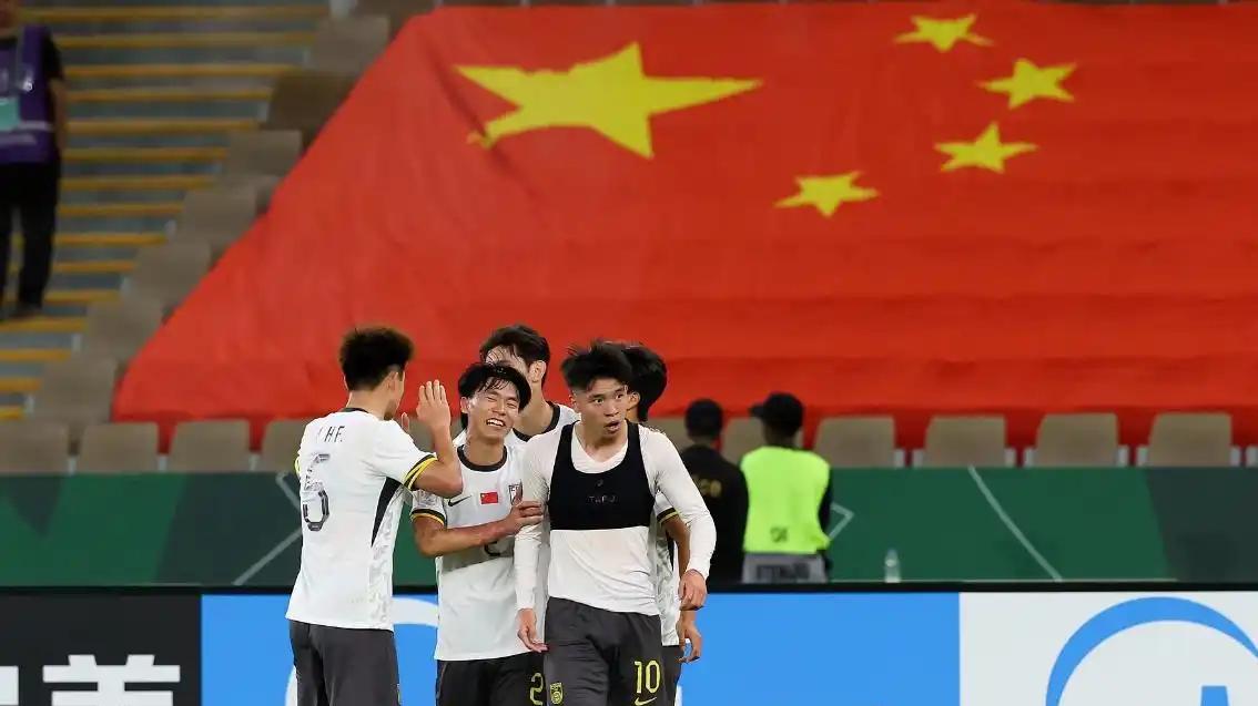 U23夺亚军, 10号国脚遭批评: 防守+抢断投入度不足, 决赛失误很致命