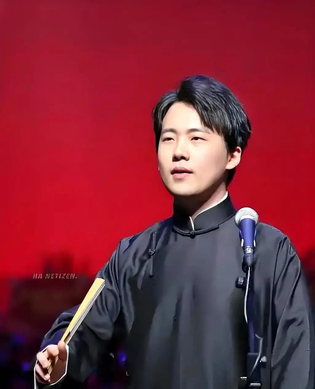 3.2万热度被一个人抬上去资本想用流量咖换掉郭麒麟，剧组只回一句：观众认这