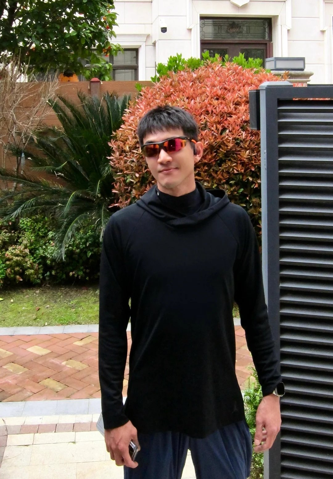 林更新运动图片～