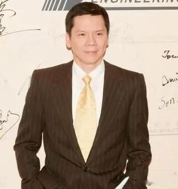 向华强说，我现在78岁，为什么还像五十几岁的样子？我到底怎么做到？最重要的是下三