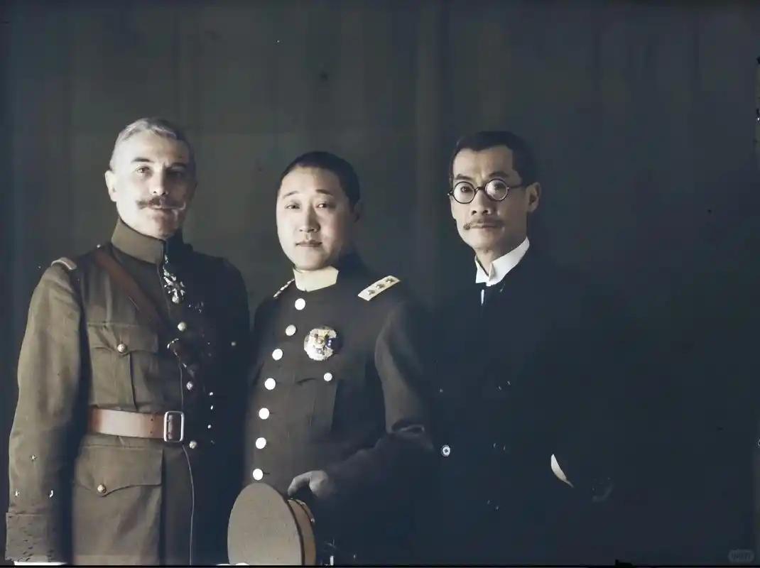 1904年，段祺瑞从第六镇统制官吴凤岭的口中获悉徐树铮假借他的名义借款一事，便亲