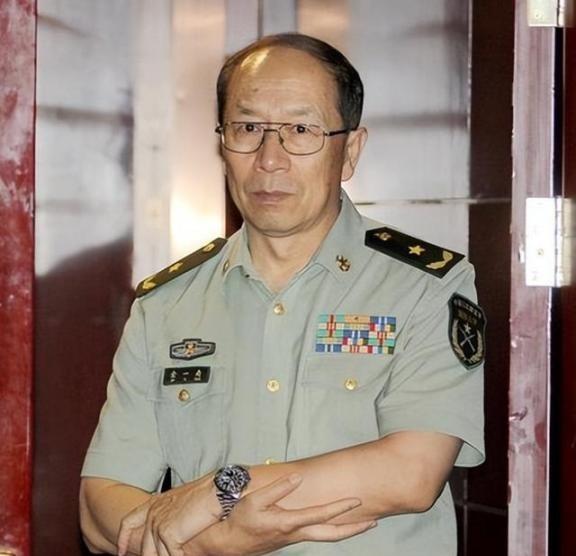 韩国一军事专家曾说：“如果美国把所有军事力量都集结起来去攻打中国，就算是11艘航