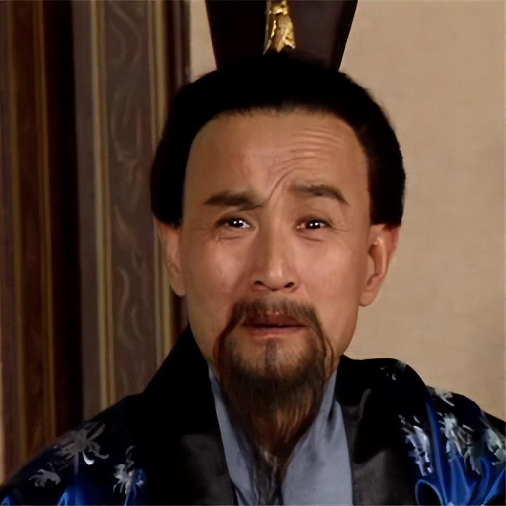 234年秋，诸葛亮病逝五丈原的消息传到东吴。大将军诸葛瑾得知噩耗，当场老泪纵横，