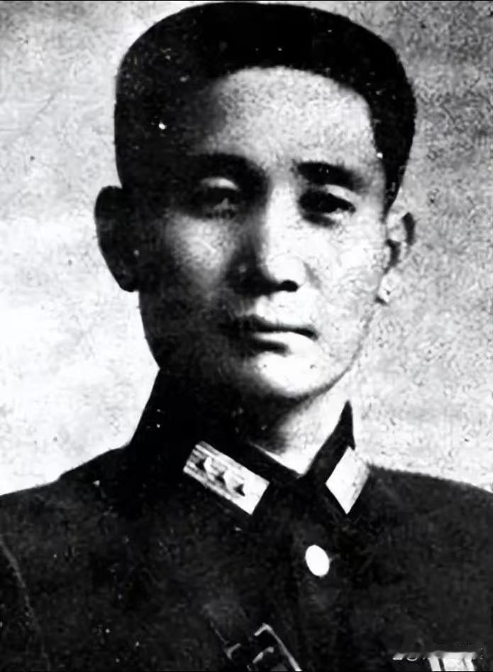 十大元帅九人是他部下，他是现代版的徐庶，身在蒋营心在毛你敢信吗？近现代史上