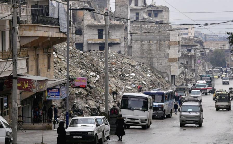 叙利亚彻底变天了？昔日美国铁杆盟友库尔德武装全线溃败撤兵，过渡政府一天之内横扫代