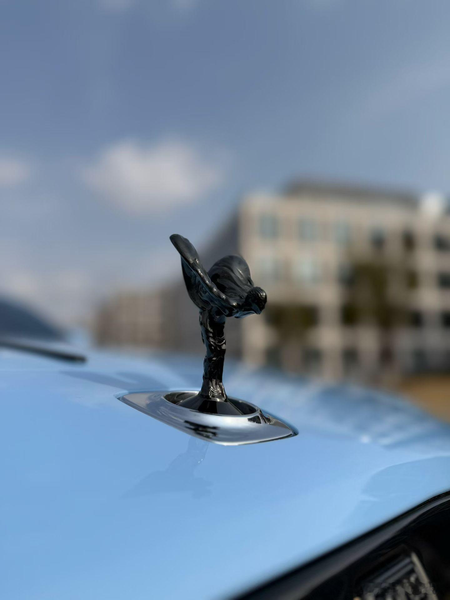 劳斯莱斯魅影Blackbadge，稀有配色，王者座驾