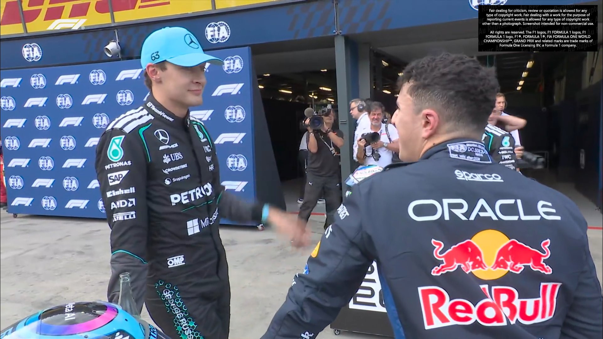 f1哈贾尔扛起了红牛的大旗～