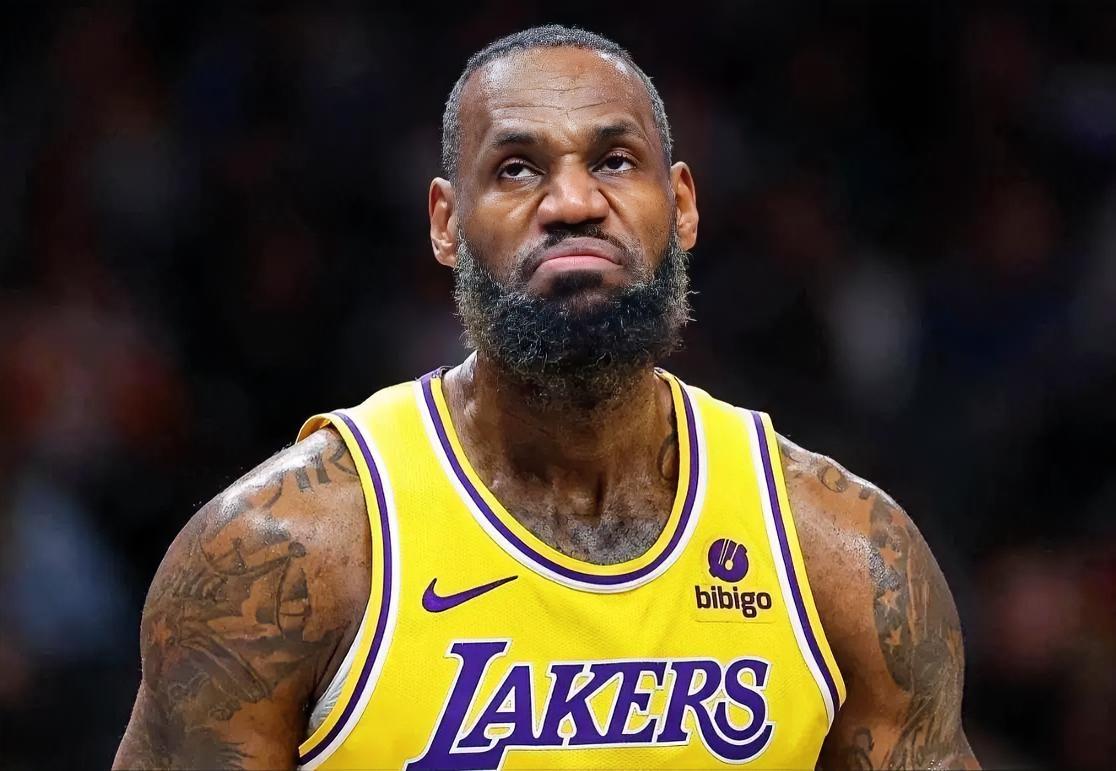 脸都不要了[捂脸哭]，湖人116-132惨败开拓者，这3位球员必须为输球负责！