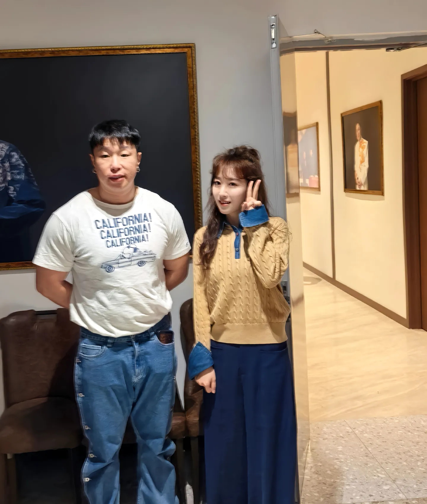 成都德云社开业一些合影。Cr网络侵删