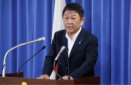 中国这招反击太解气了——你不是认南海仲裁吗？行，那按同一个标准，你日本的岛礁主张