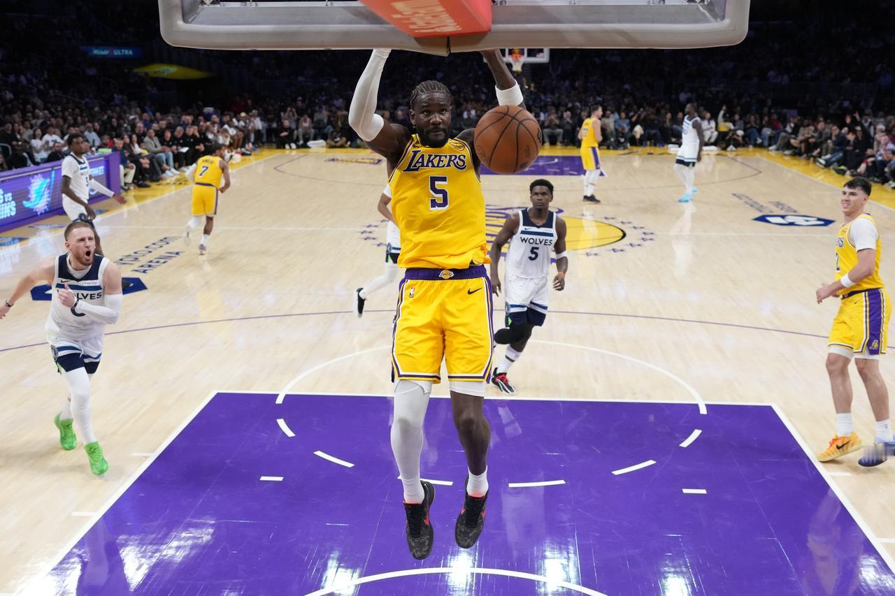 内线得分竟然比约基奇还多，艾顿真的让湖人太惊喜了！据NBA数据机构统计，湖人