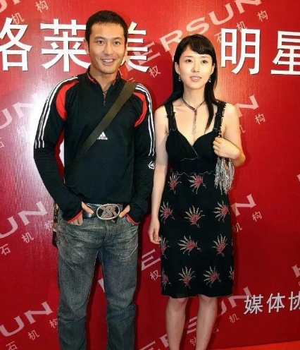 晓明哥曾经也是想走硬汉路线，感觉憨憨的，没闯出来，成霸道总栽了。