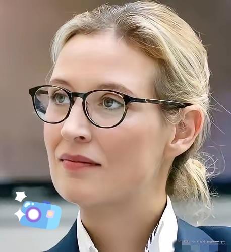 当冯德莱恩还在坚持强硬援乌立场时：魏德尔的话如一声惊雷震响欧洲政坛！近日，德国选
