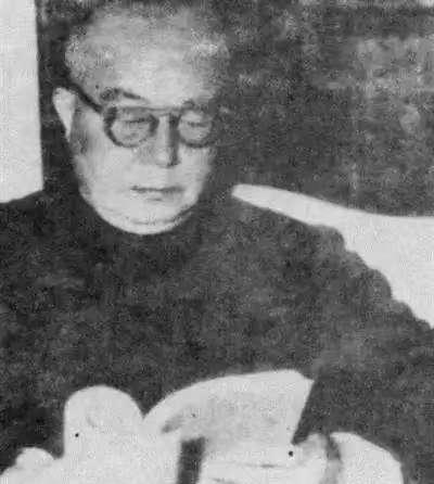 1949年，宋美龄奉蒋介石之命，打算将海军上将陈绍宽带去台湾，陈绍宽拒不赴台，放