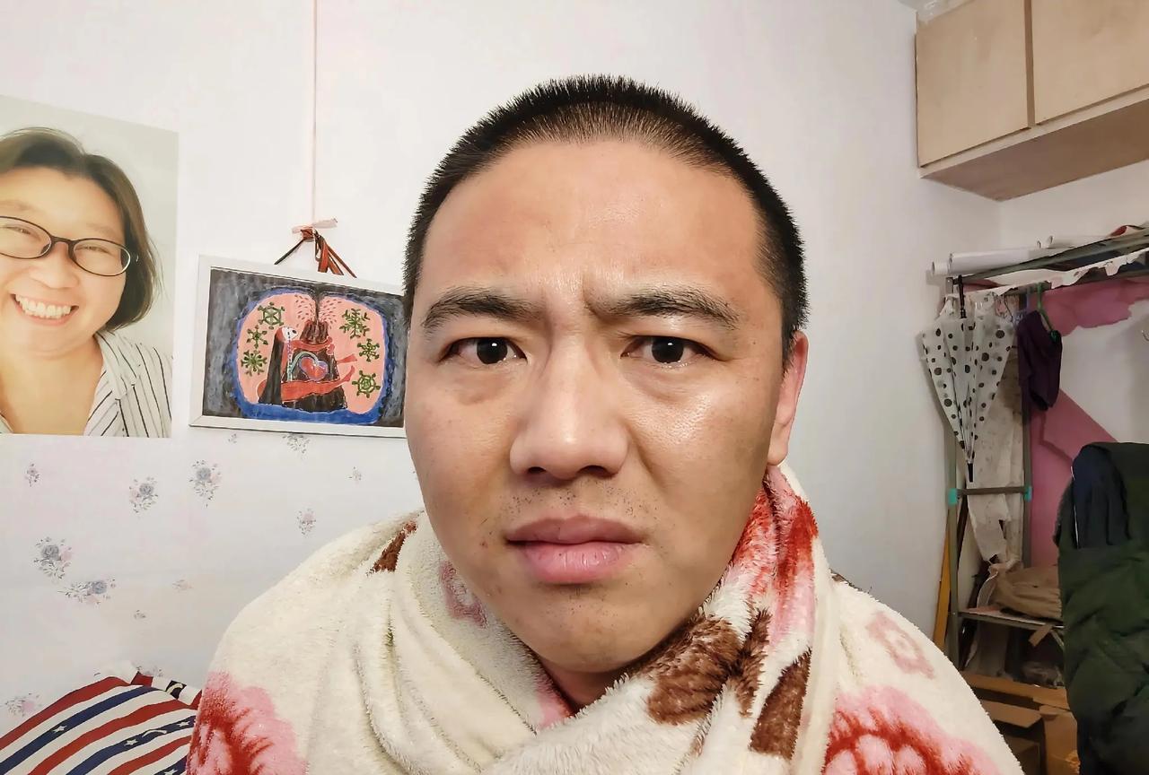 终于知道自己为什么自闭了，因为人太复杂，正如萨特说的，他人即是地狱。我发现人性是