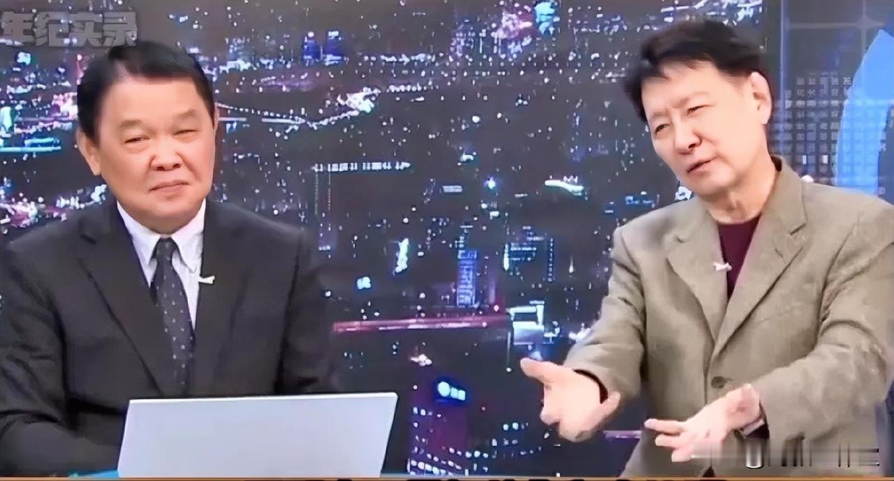 军演结束，赵少康两手一摊，这怎么比呢？赵少康问黄征辉:这次史上压迫感最强的