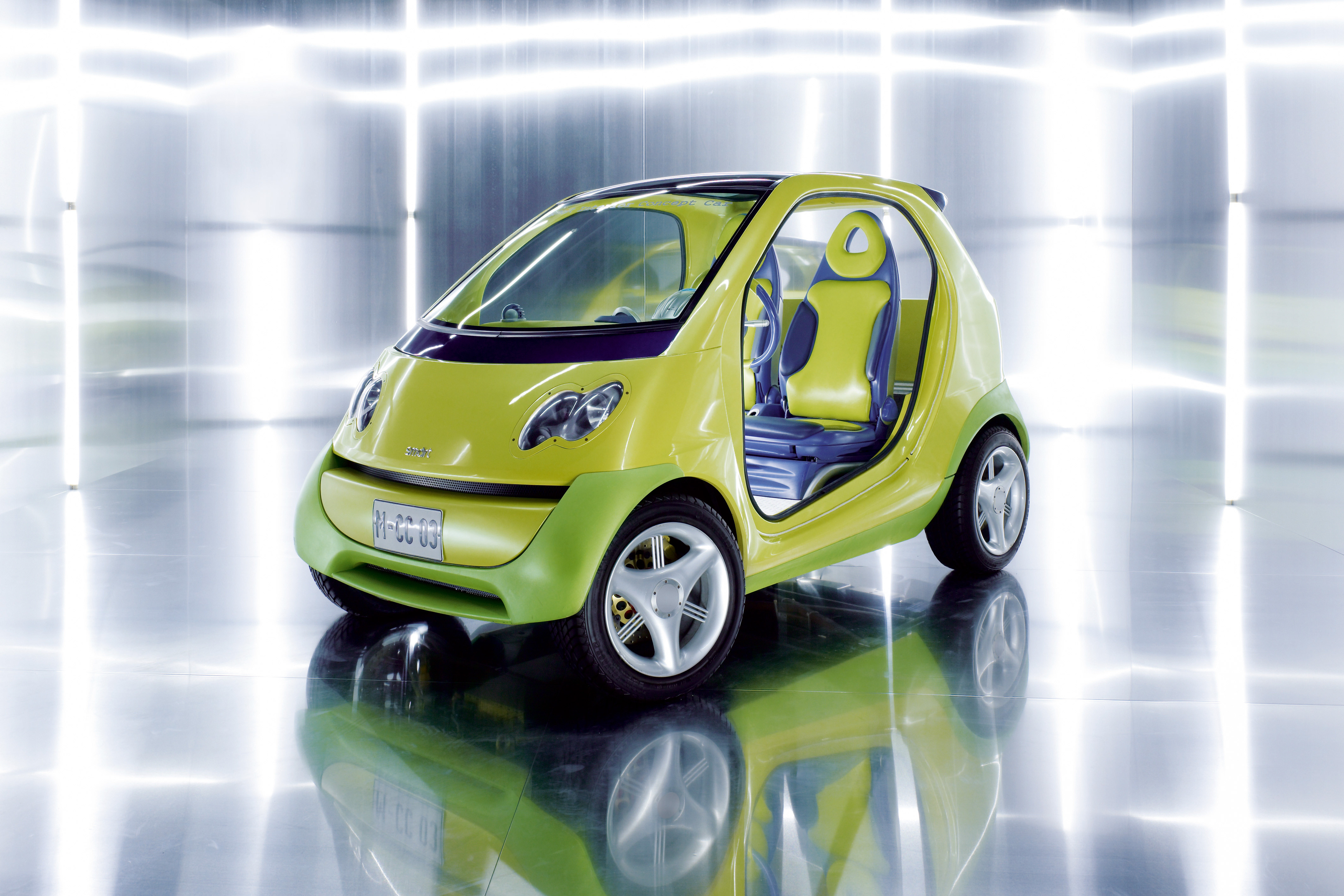 从学生时代的草图到smartfortwo～约翰·汤姆福德教授，smartfo