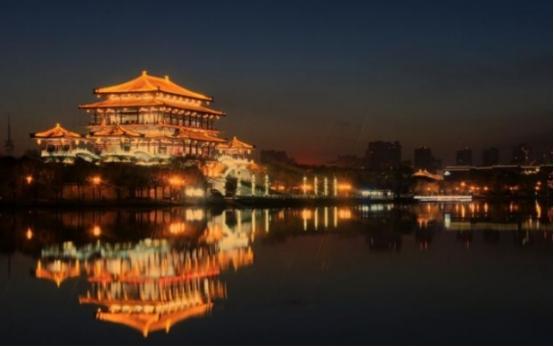 为什么唐朝以后，长安就失落了，再没有王朝在长安建都？很多专家都说不清楚，我来告诉