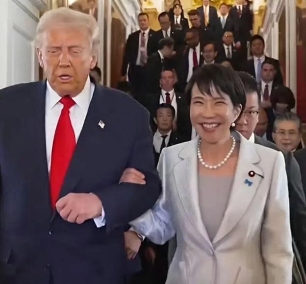 美国万万没想到：中日闹这么凶，莫迪和李在明这俩老狐狸突然都冒头了。日前，美国高