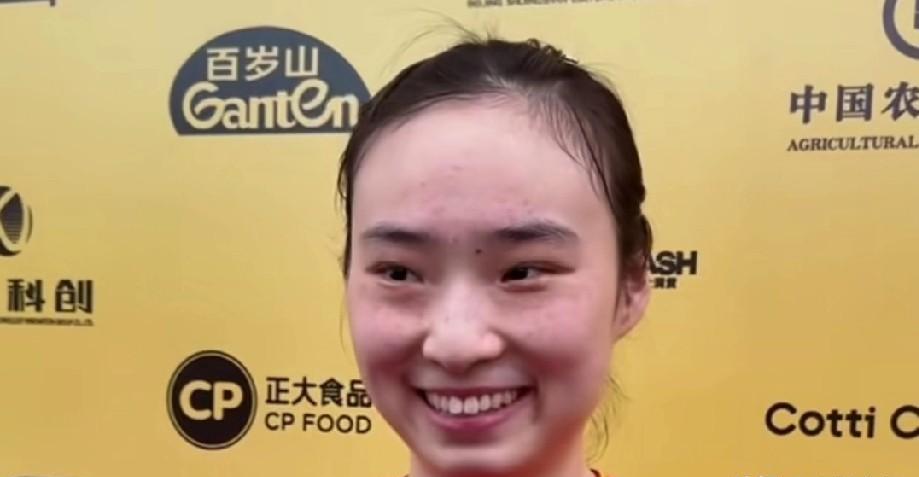 王晓彤赢了两个TOP20，还从孙颖莎手里抢下一局，没人想到。她资格赛打三场，正