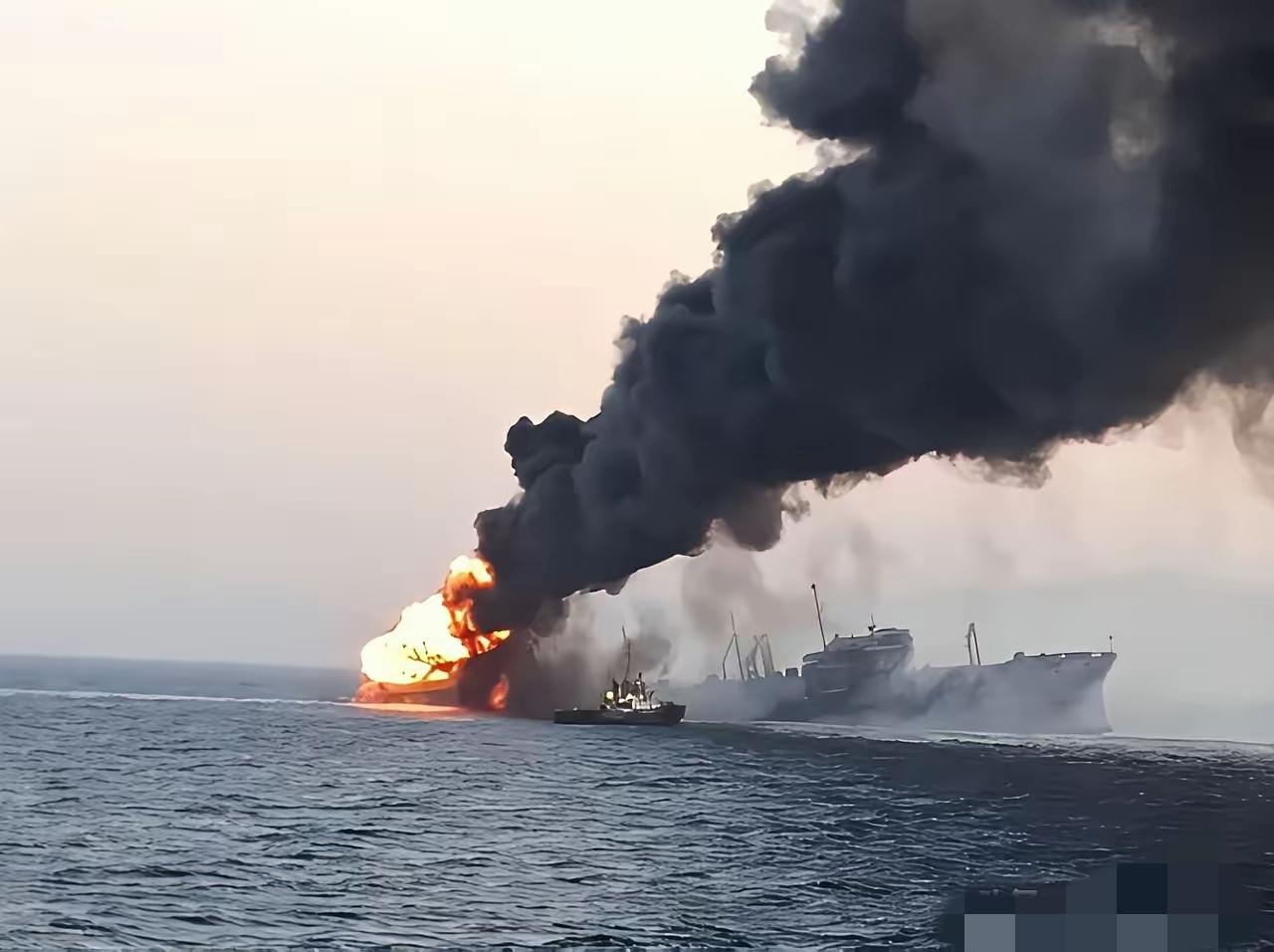 伊朗革命卫队发表8号通告表示，3月1号当天，他们炸毁了三艘英美的油轮这样的打法