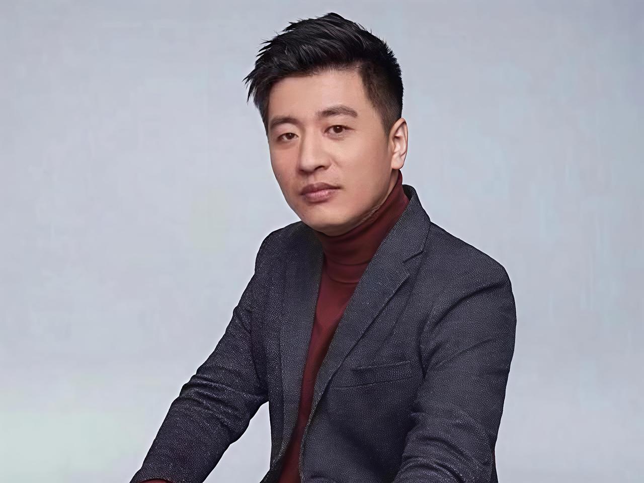 我问我爸张雪峰老师走得早的首要原因到底是剧烈运动还是油腻饮食?我爸说一方水土养一