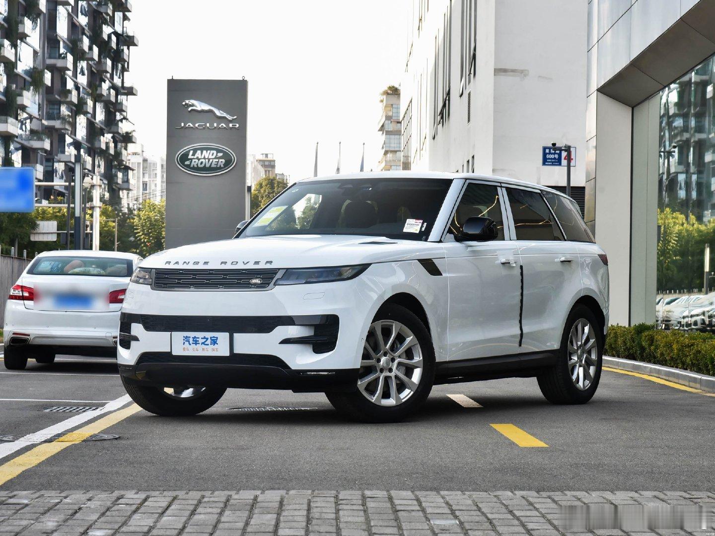 路虎揽胜运动25款白色黑内360PSS版库存车全款裸车639000元平移销售我觉得还行…内饰比发现5