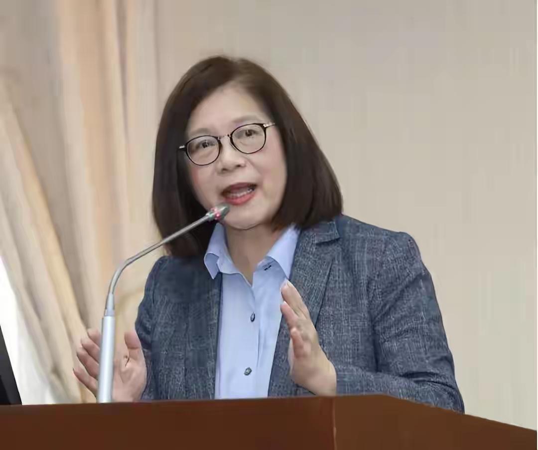 国台办痛批卓荣泰“鸡鸣狗盗”，管碧玲当场急眼：怎么能这样骂我们领导？3月9