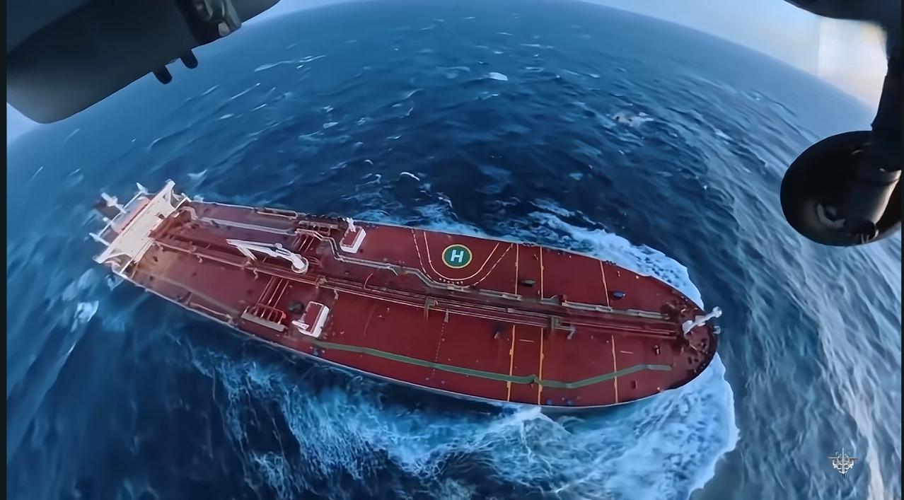 法国对俄罗斯动武，迈出了关键性一步。它展现的政治立场之影响比此次军事行动效果要大