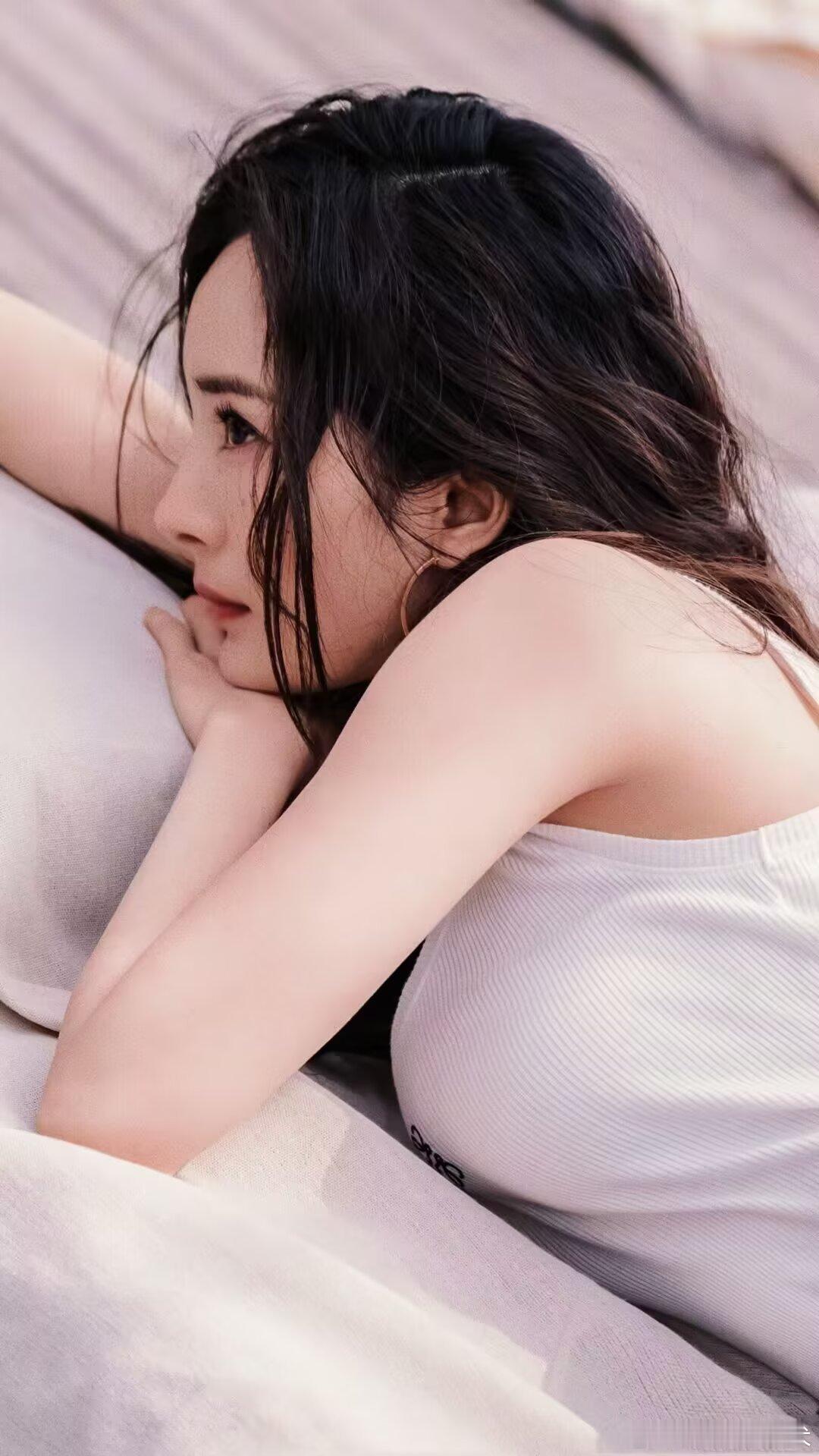 杨幂性感幂妈