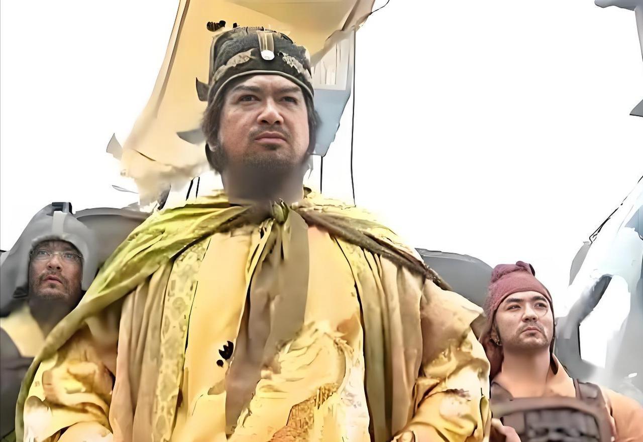 历史上的方腊起义绝对比宋江起义规模大得多，宋江起义也没有108条好汉，大约只有3