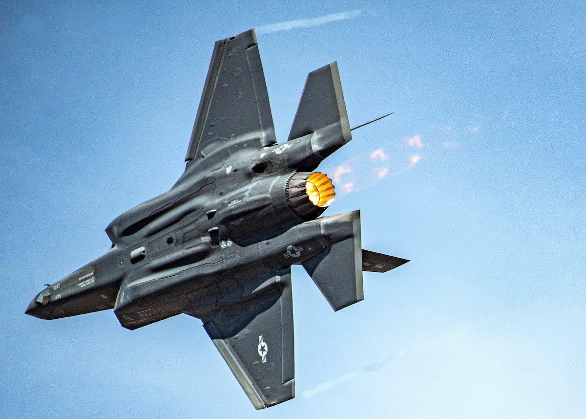 美国空军F-35隐形战机将迎来一次“硬核升级”据最新披露的时间表，到2027