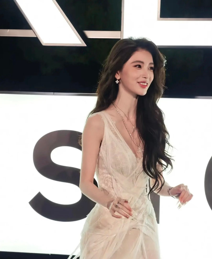 这是我审美里最好看的网红了你们能get到方圆吗
