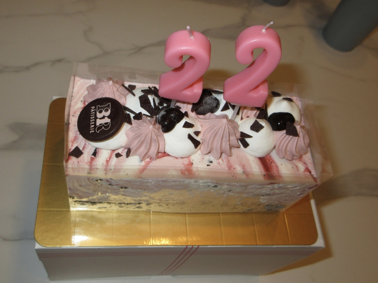 ひなの「22歳になりました。お祝いしてくださった皆様、本当にありがとうございます