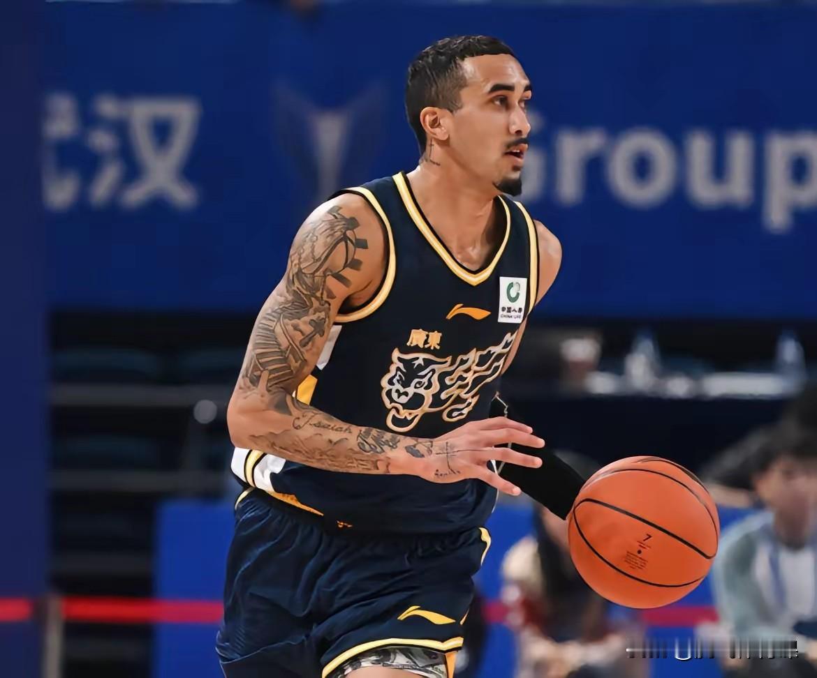 广东赚大了！杜锋或找到冲冠的关键拼图。CBA常规赛第十八轮，广东客场119: