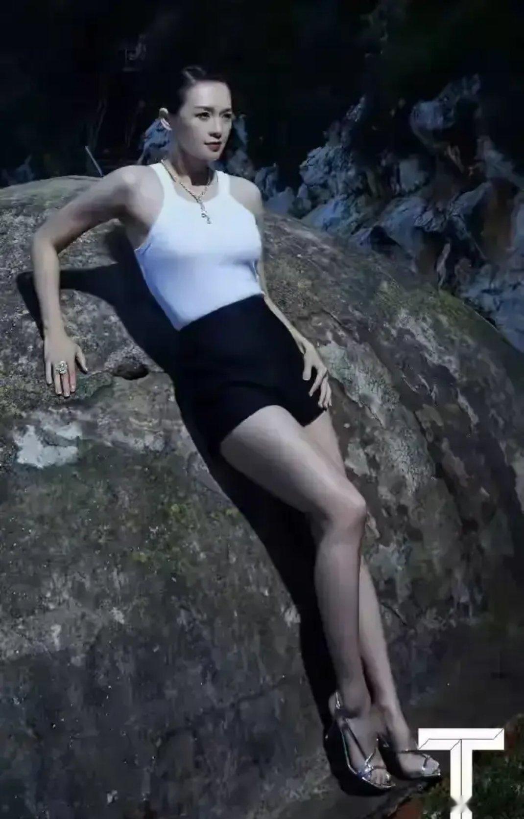 汪峰真是不懂珍惜，这么高级的美人不应该拱手让出去。