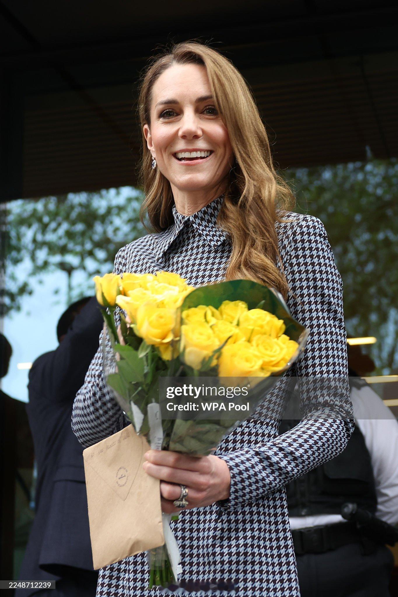 凯特王妃今天凯瑟琳王储妃在伦敦访问儿童心理健康慈善机构AnnaFreud?