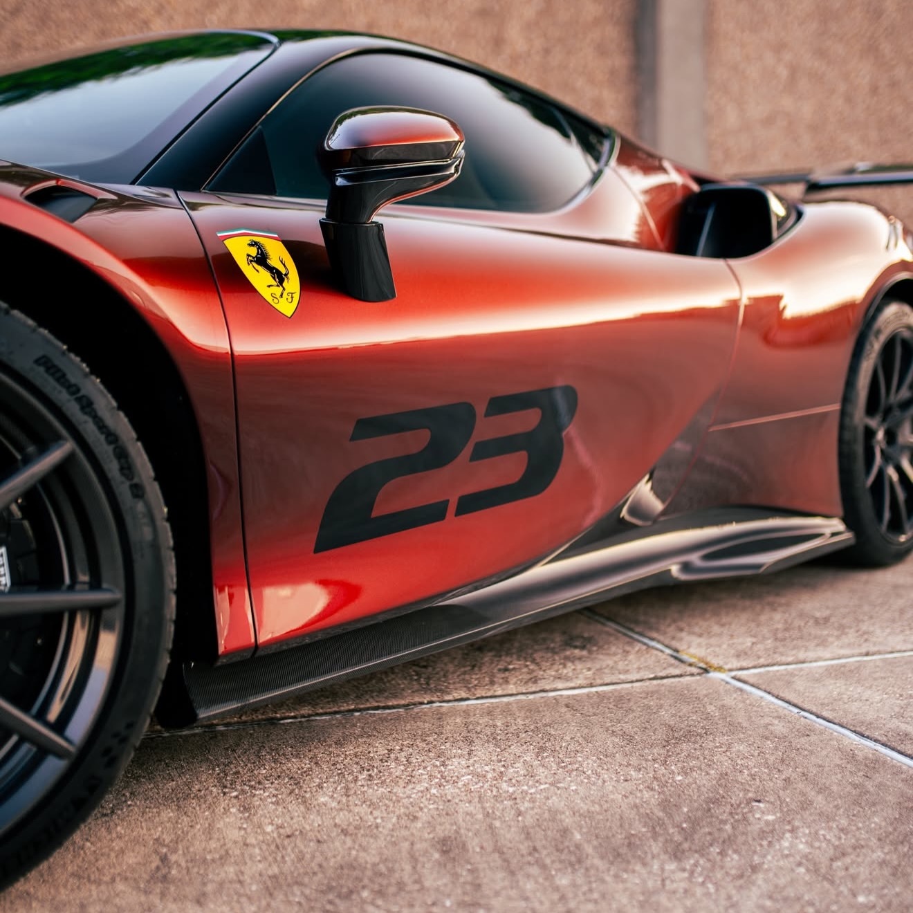 FerrariSF90XX油漆：RossoTaormina