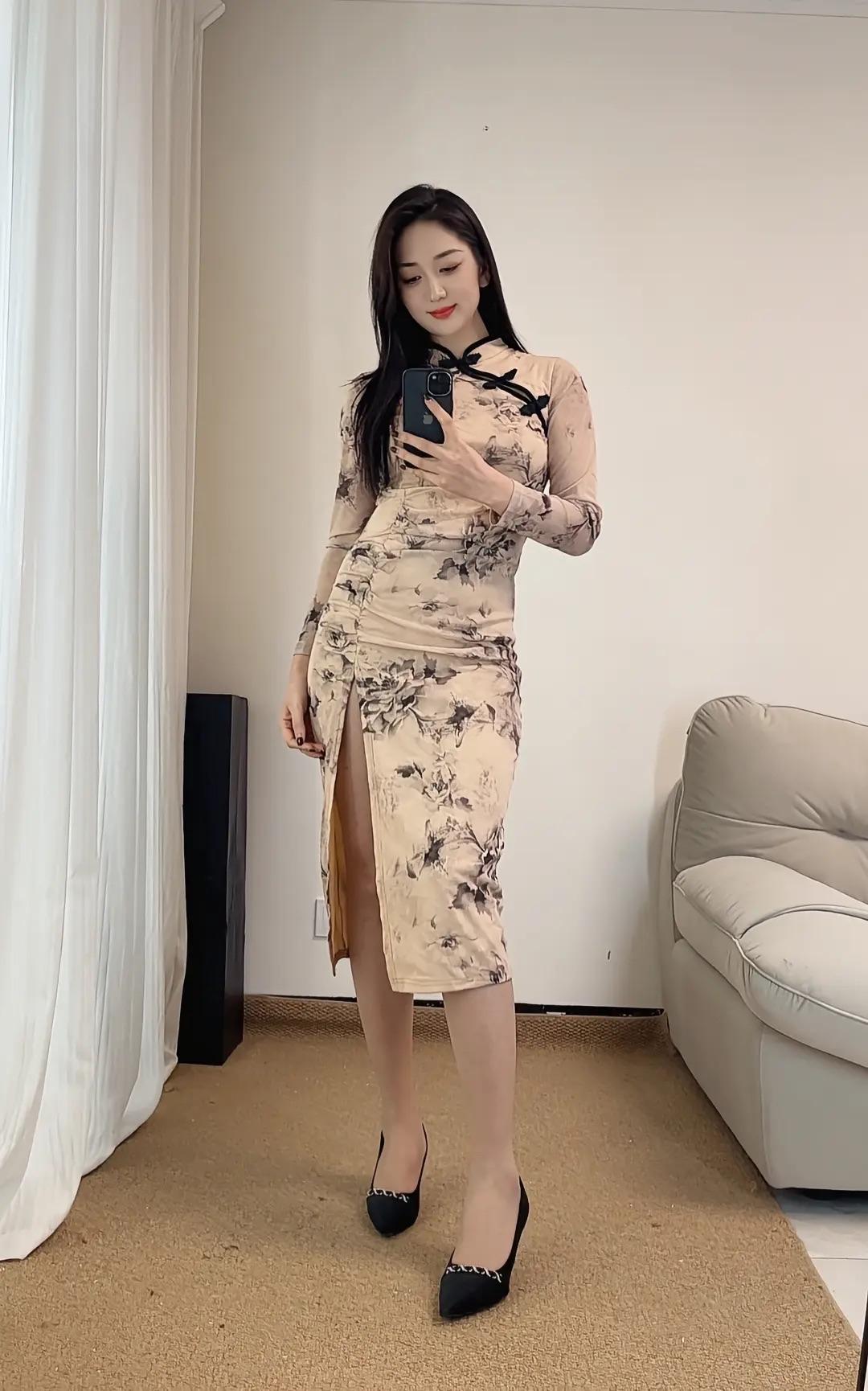 优雅复古风，花卉印花连衣裙，尽显女性魅力！