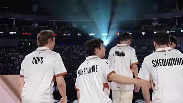 韩国网友热议G2不敌TES: 为什么这场八强赛这么无聊! HLE哭晕了