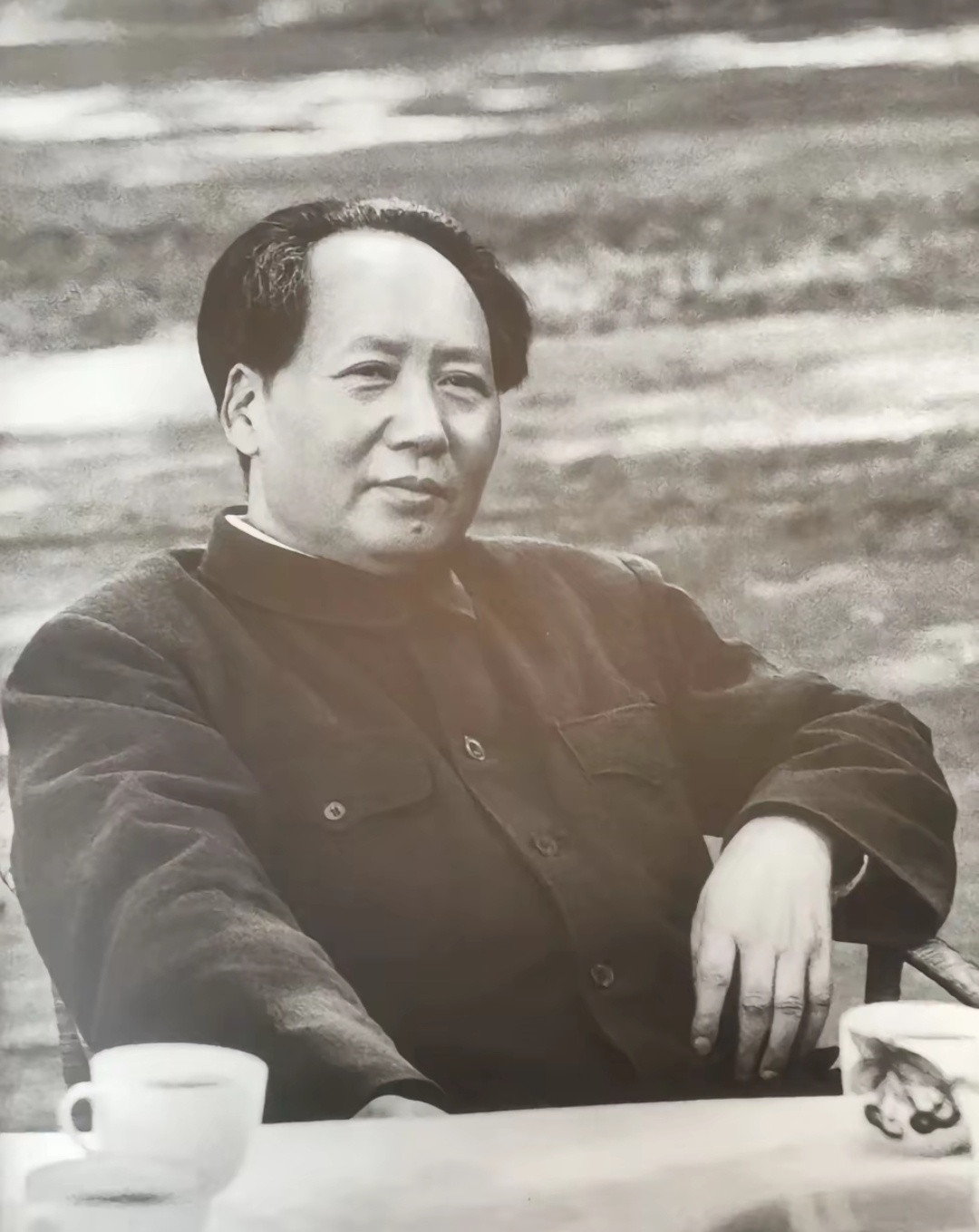 缅怀伟大领袖毛主席