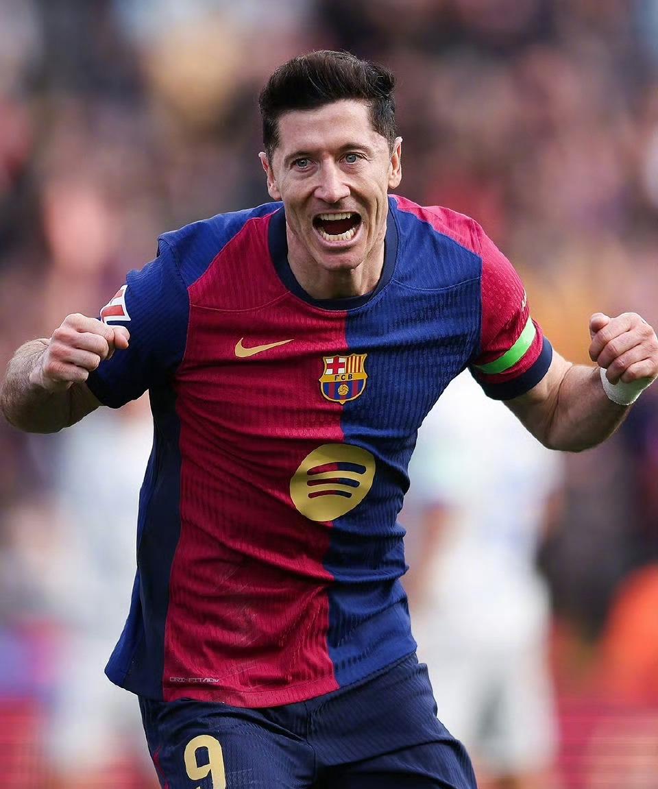 欧洲转会新闻汇总！★联手梅西！莱万有可能在下赛季前往美职联迈阿密国际继续自己