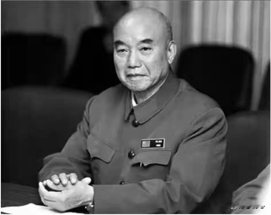 57位开国上将谁是第一？军迷吵了几十年，答案其实早有定论在开国上将的军史讨