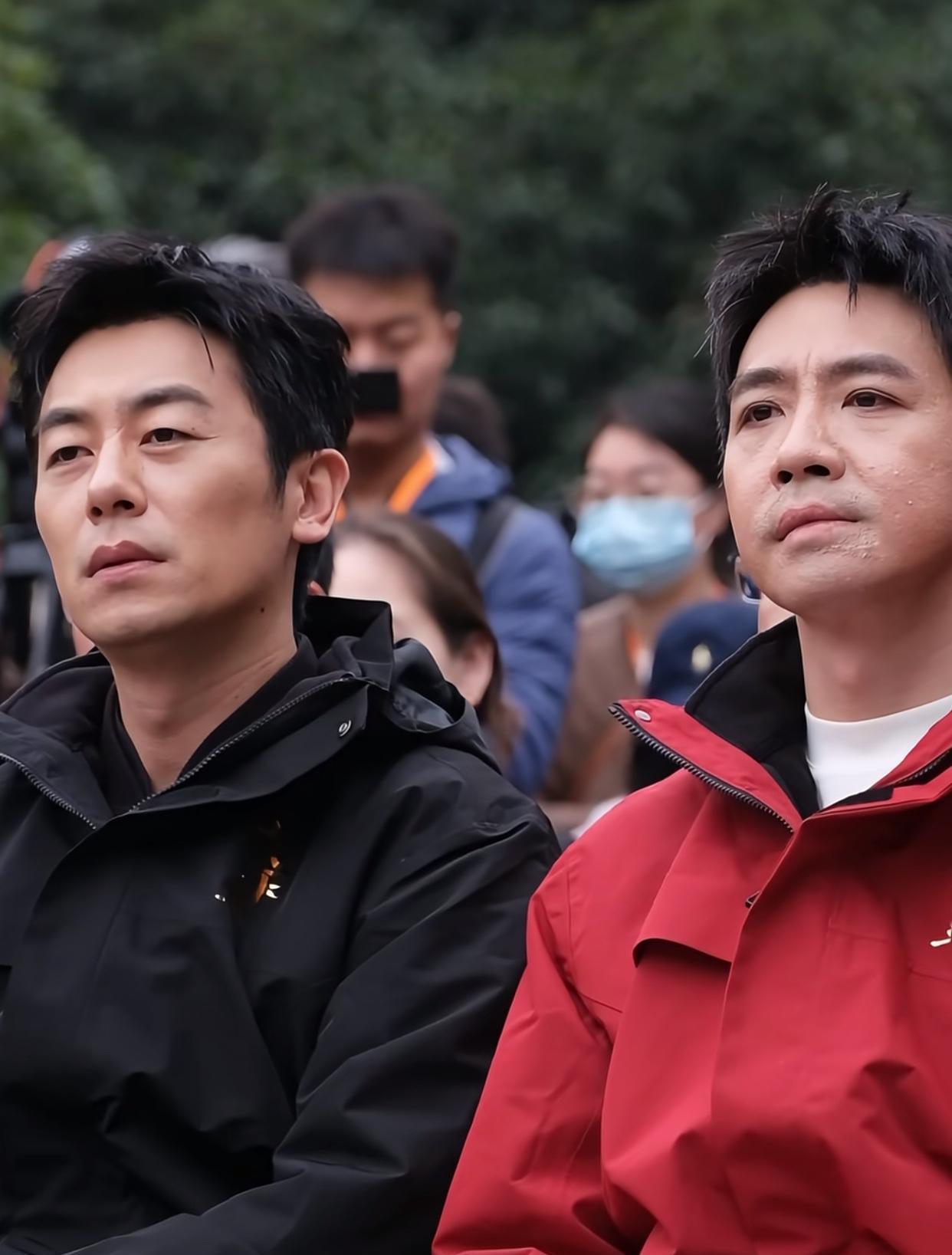 从“戏疯子”到“定海神针”，朱亚文这15年，把锋芒都演进了骨头里！当年《闯关东