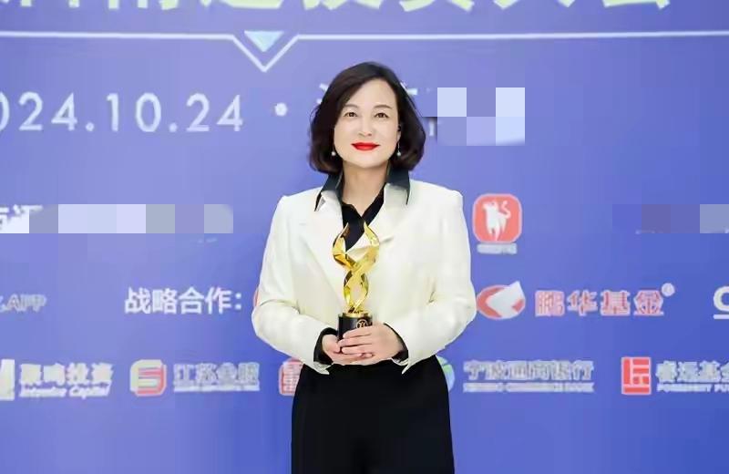 很多人可能第一次听到蒋焰这个名字，但在贵州茅台，估计大家都不陌生，因为哪个流