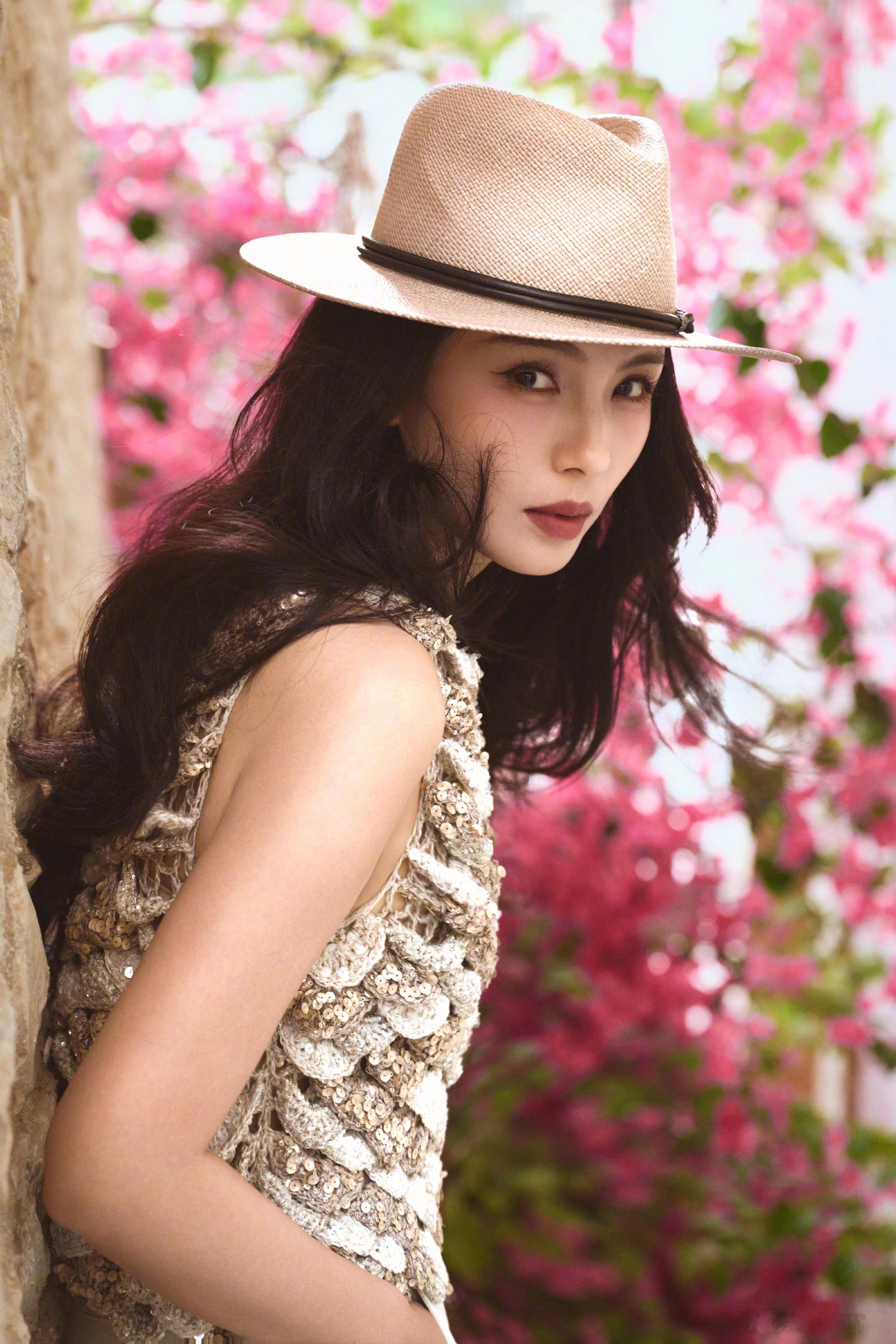 刘涛这张东方脸美出国了刘涛美得我忘记呼吸了谁能想到刘涛的东方气韵和西西里适配度这
